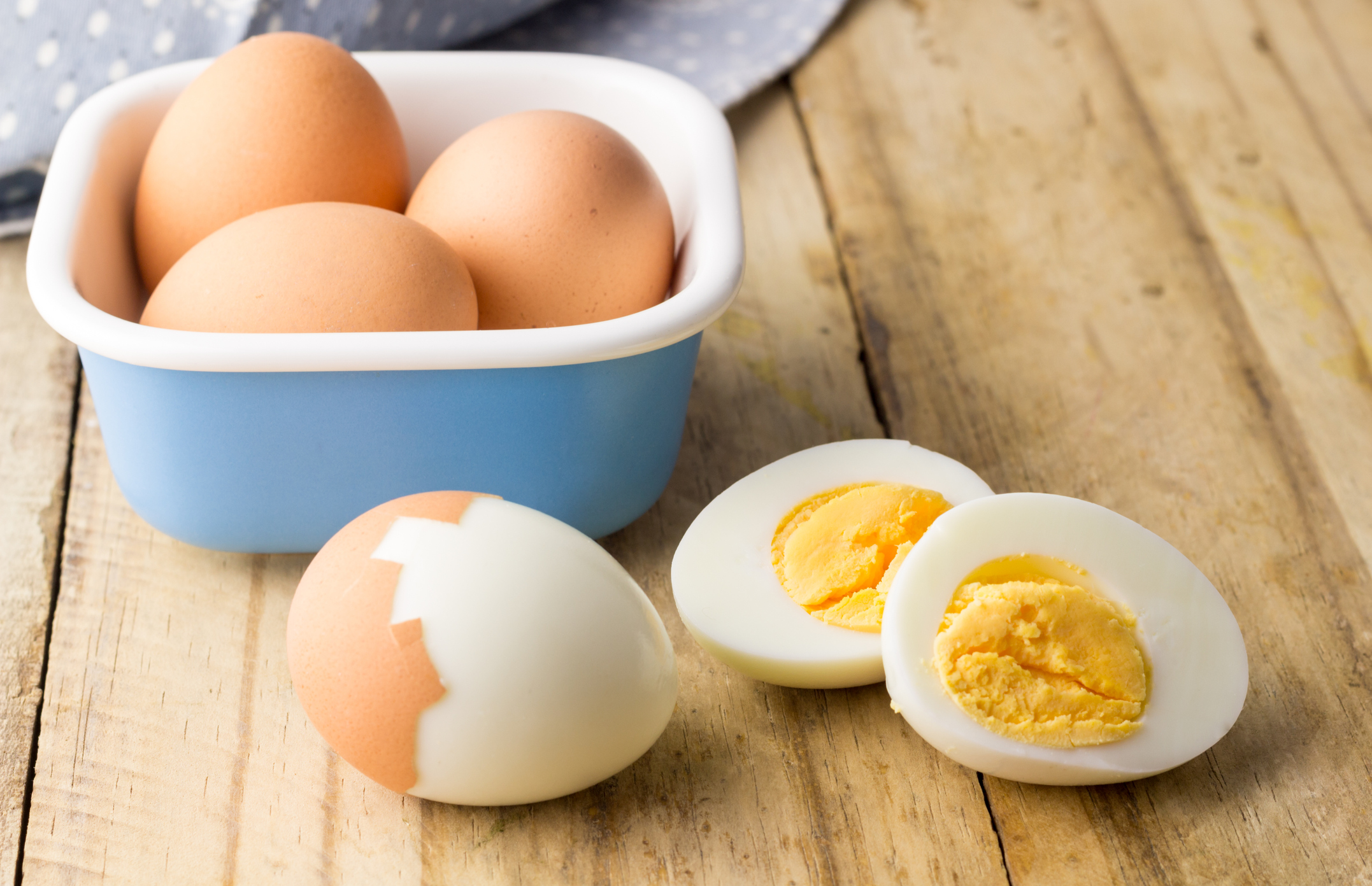 Huevos cocidos con la Freidora de Aire ¡úsala para hervir tus huevos!